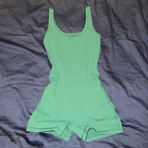 Aritzia TnaCTION Leap Romper Green Sleeveless Bodycon Biker Short Romper S